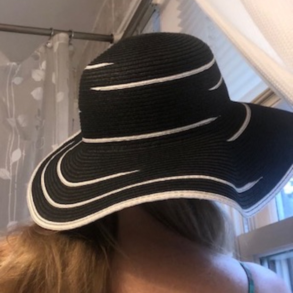 Chinese Black n White Paper Sun Hat